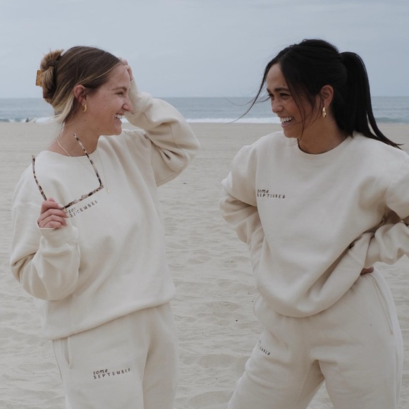 California Aesthetic Healthy Slow Living Spiritual Mantra Sweatshirt - Like New - Picture 2 of 13